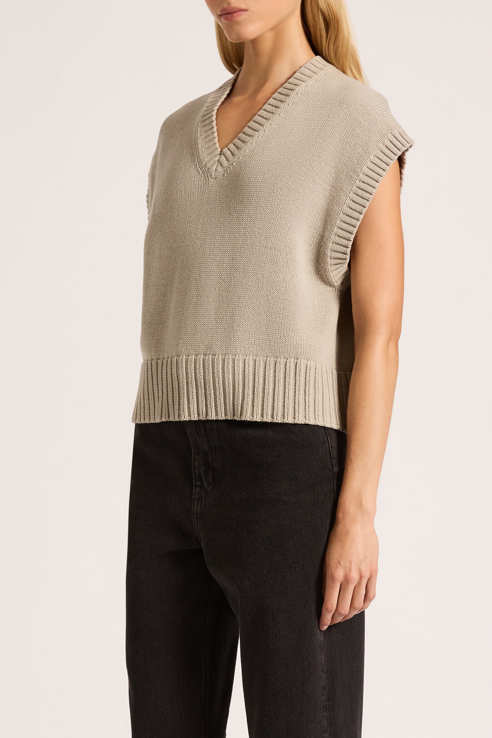 Cayo Knit Vest Pumice 