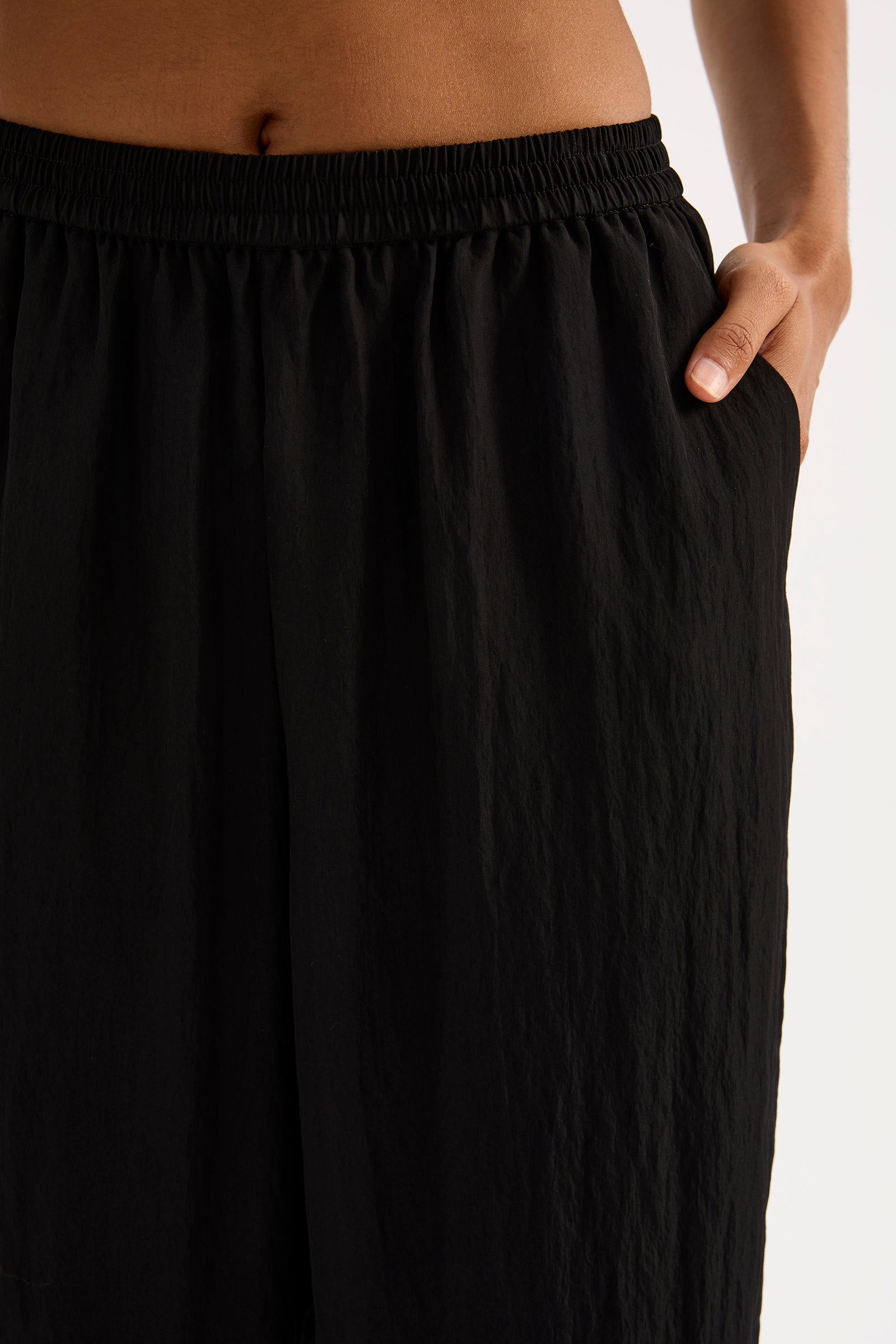 Alia Pant Black 