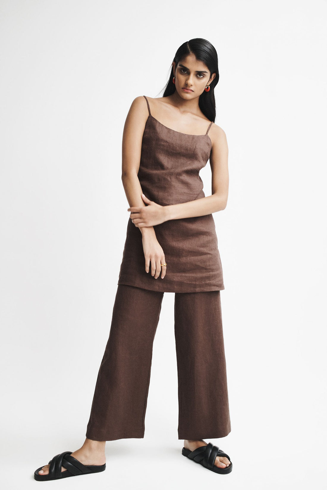 Rynn Linen Pants in Brown